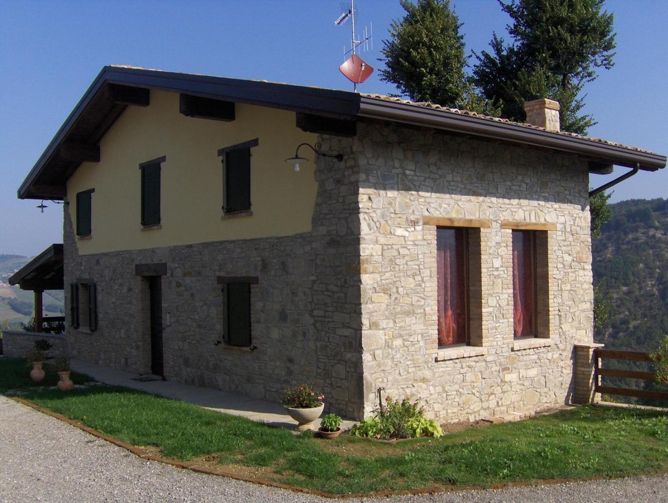 L'Angolo Di Verlano Canossa Zewnętrze zdjęcie